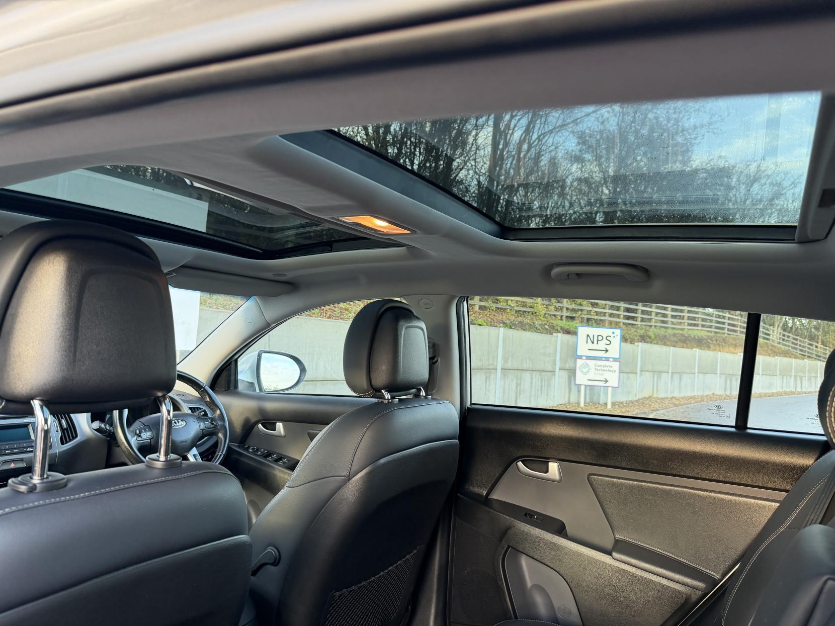 Kia Sportage 2.0 CRDi KX-2 SUV 5dr Diesel Auto AWD Euro 5 (134 bhp)