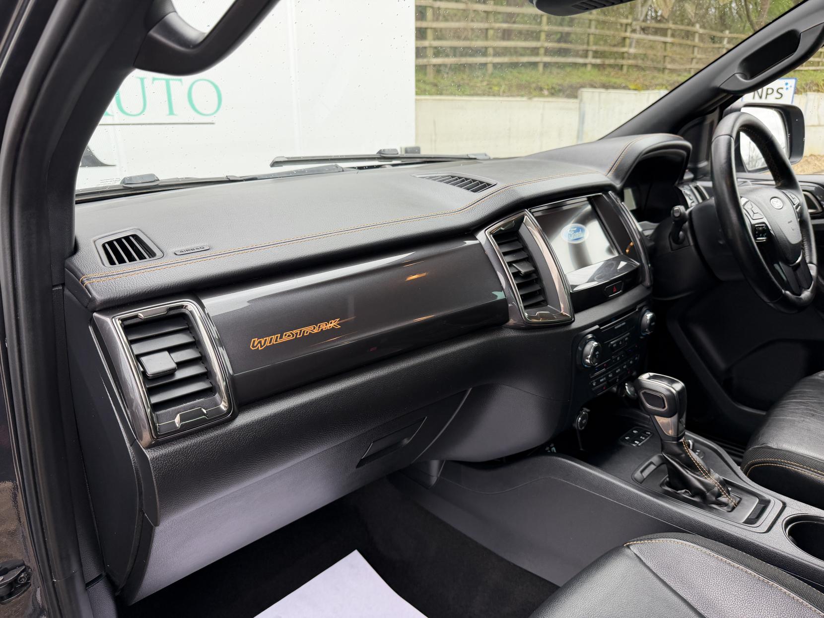 Ford Ranger 2.0 EcoBlue Wildtrak Pickup Double Cab 4dr Diesel Auto 4WD Euro 6 (s/s) (213 ps)