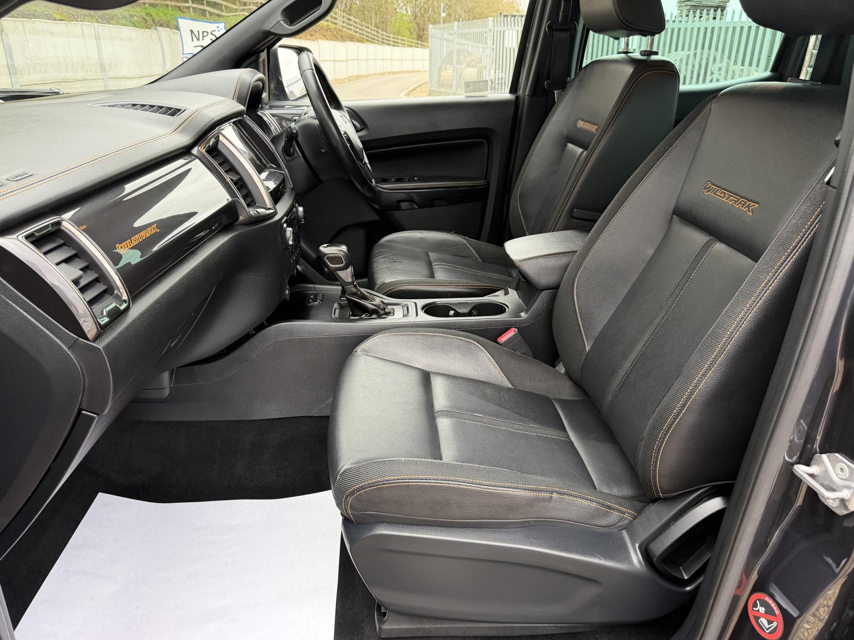 Ford Ranger 2.0 EcoBlue Wildtrak Pickup Double Cab 4dr Diesel Auto 4WD Euro 6 (s/s) (213 ps)