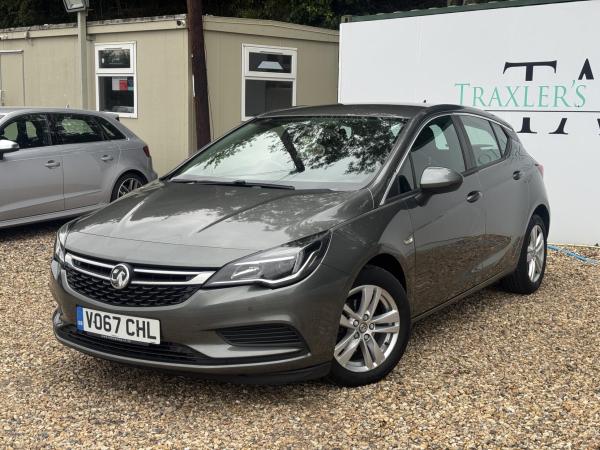Vauxhall Astra 1.6 CDTi ecoTEC BlueInjection Tech Line Nav Hatchback 5dr Diesel Manual Euro 6 (s/s) (110 ps)
