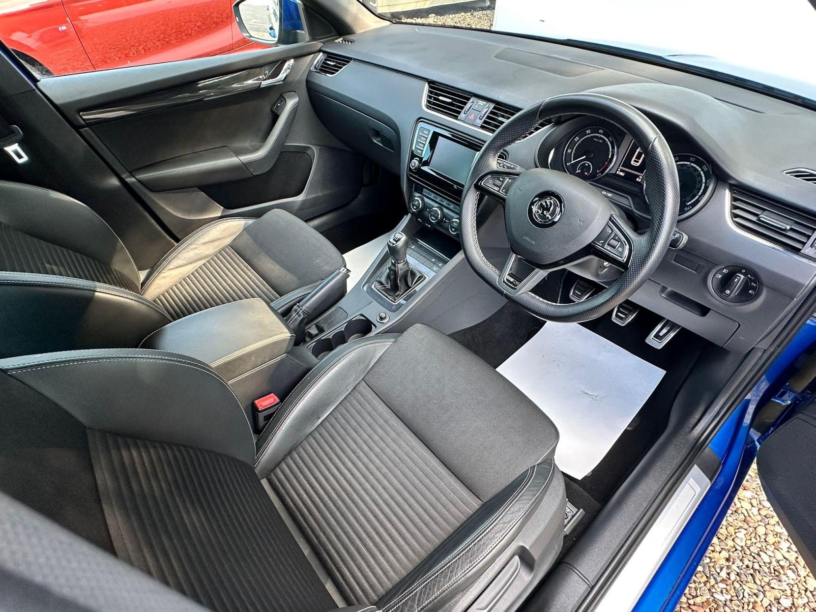 Skoda Octavia 2.0 TFSI vRS Euro 6 (s/s) 5dr