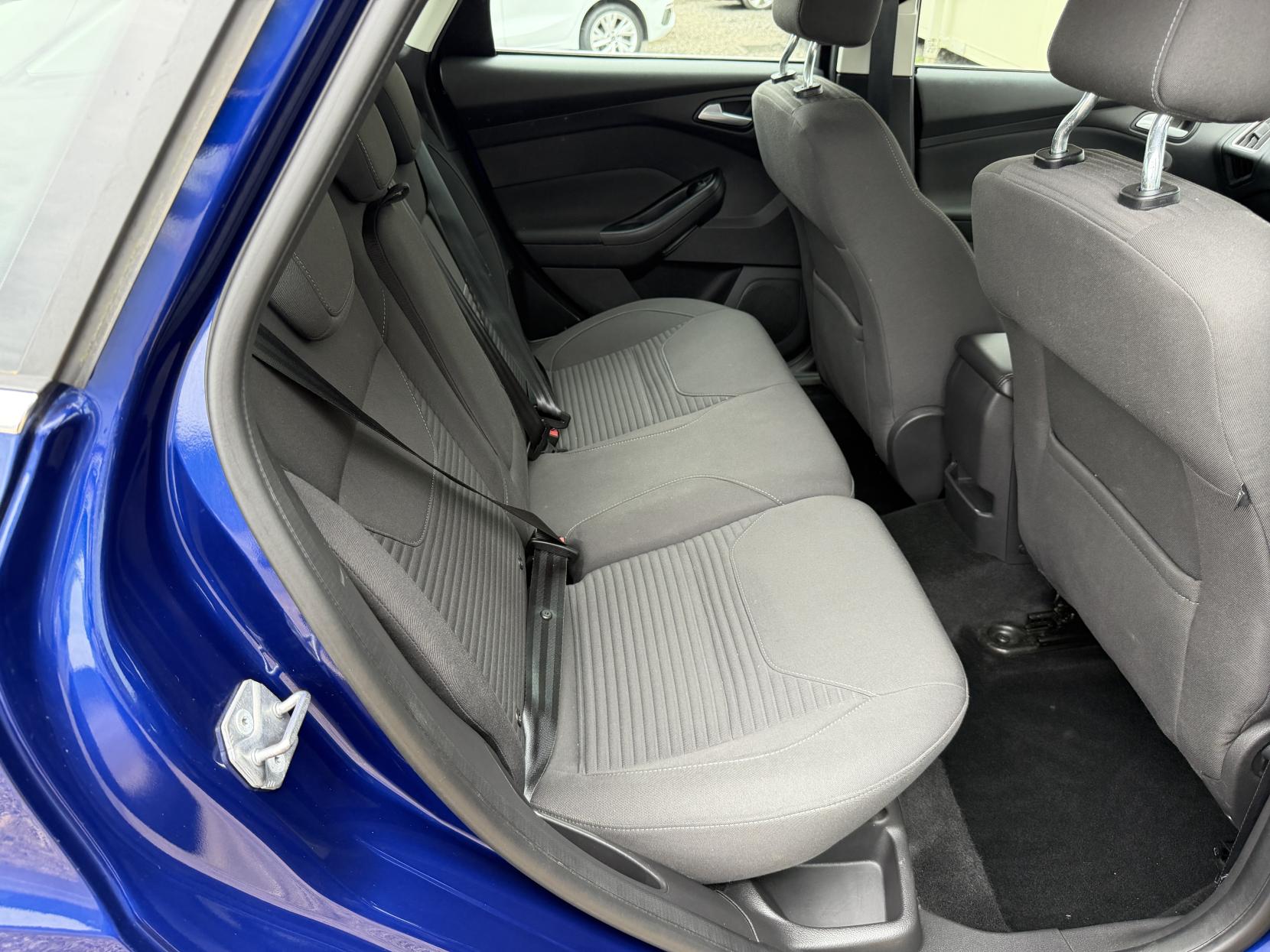 Ford Focus 1.0T EcoBoost Titanium Hatchback 5dr Petrol Manual Euro 6 (s/s) (125 ps)