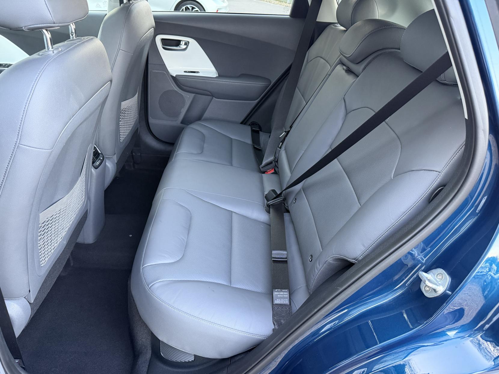 Kia Niro 1.6h GDi First Edition SUV 5dr Petrol Hybrid DCT Euro 6 (s/s) (139 bhp)