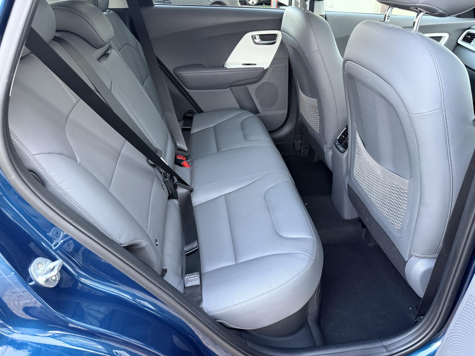 Kia Niro 1.6h GDi First Edition SUV 5dr Petrol Hybrid DCT Euro 6 (s/s) (139 bhp)