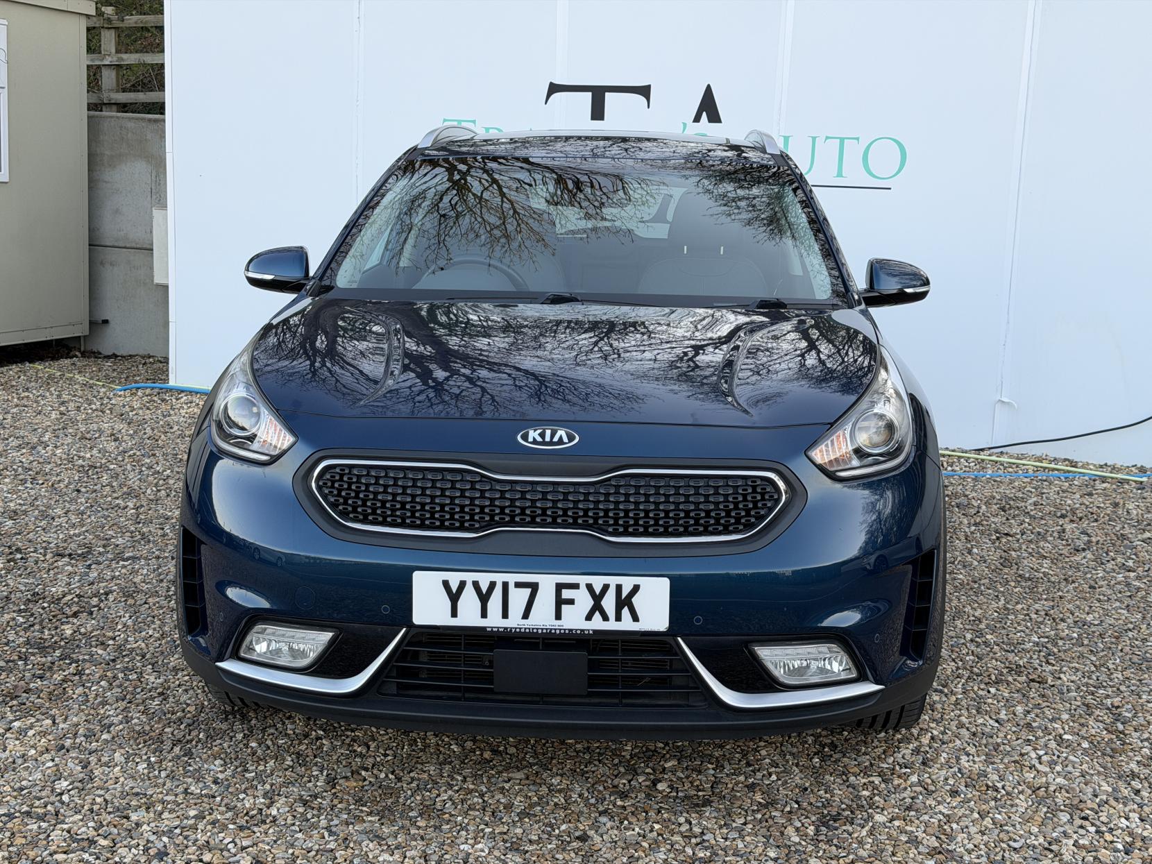 Kia Niro 1.6h GDi First Edition SUV 5dr Petrol Hybrid DCT Euro 6 (s/s) (139 bhp)