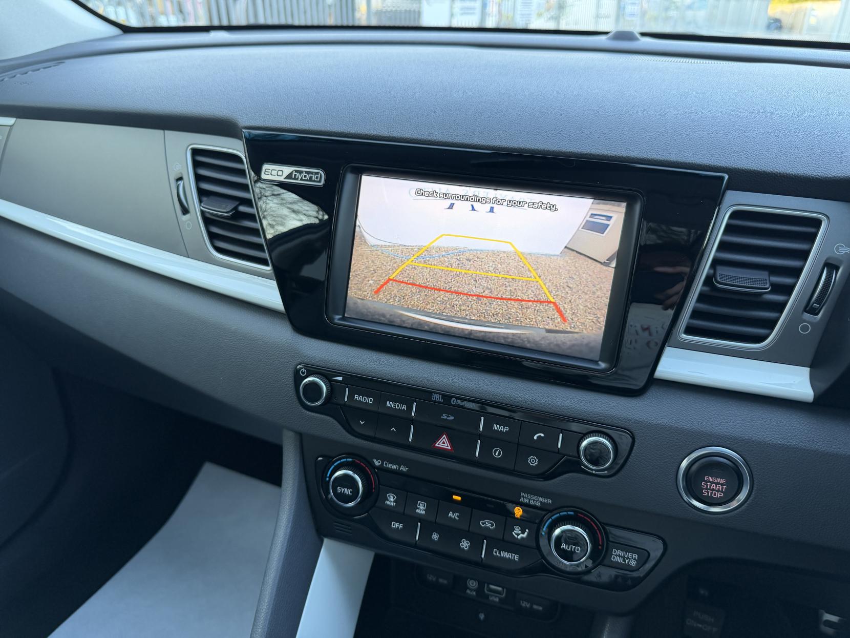 Kia Niro 1.6h GDi First Edition SUV 5dr Petrol Hybrid DCT Euro 6 (s/s) (139 bhp)