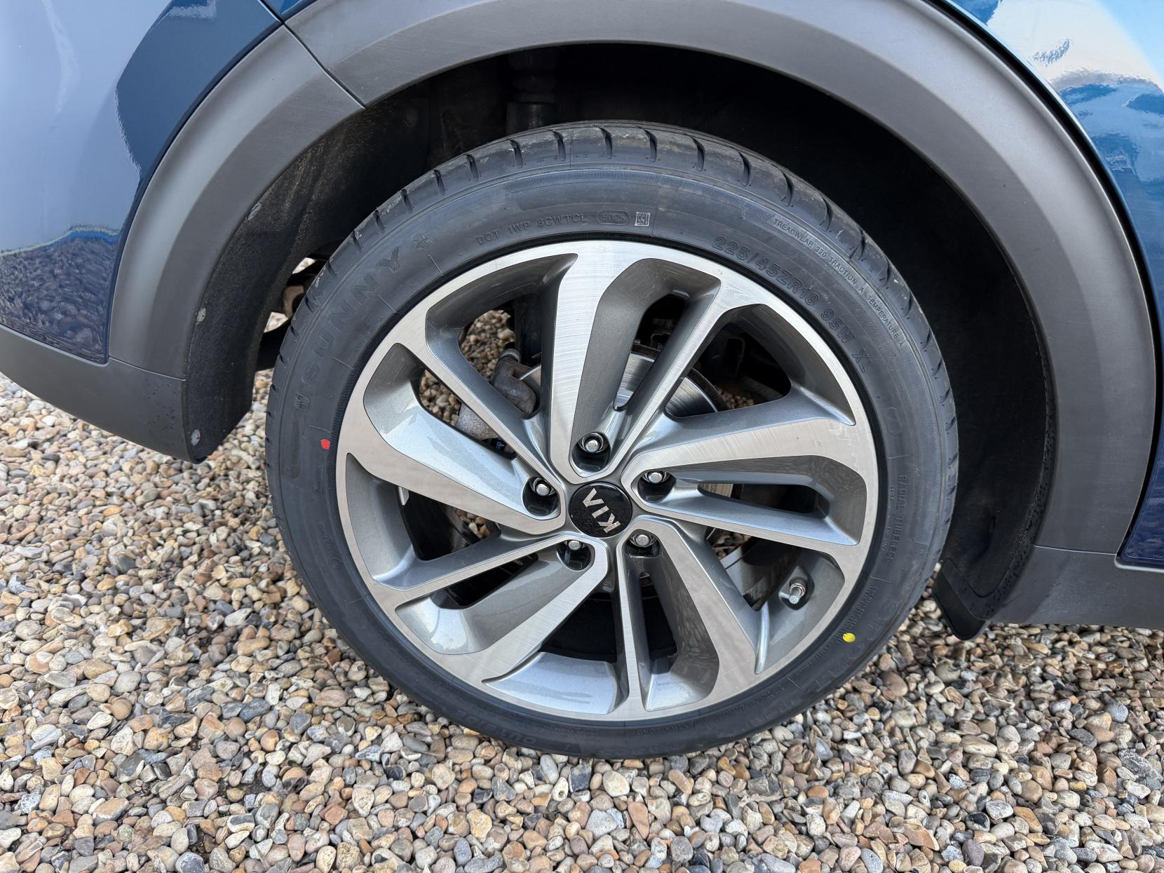 Kia Niro 1.6h GDi First Edition SUV 5dr Petrol Hybrid DCT Euro 6 (s/s) (139 bhp)