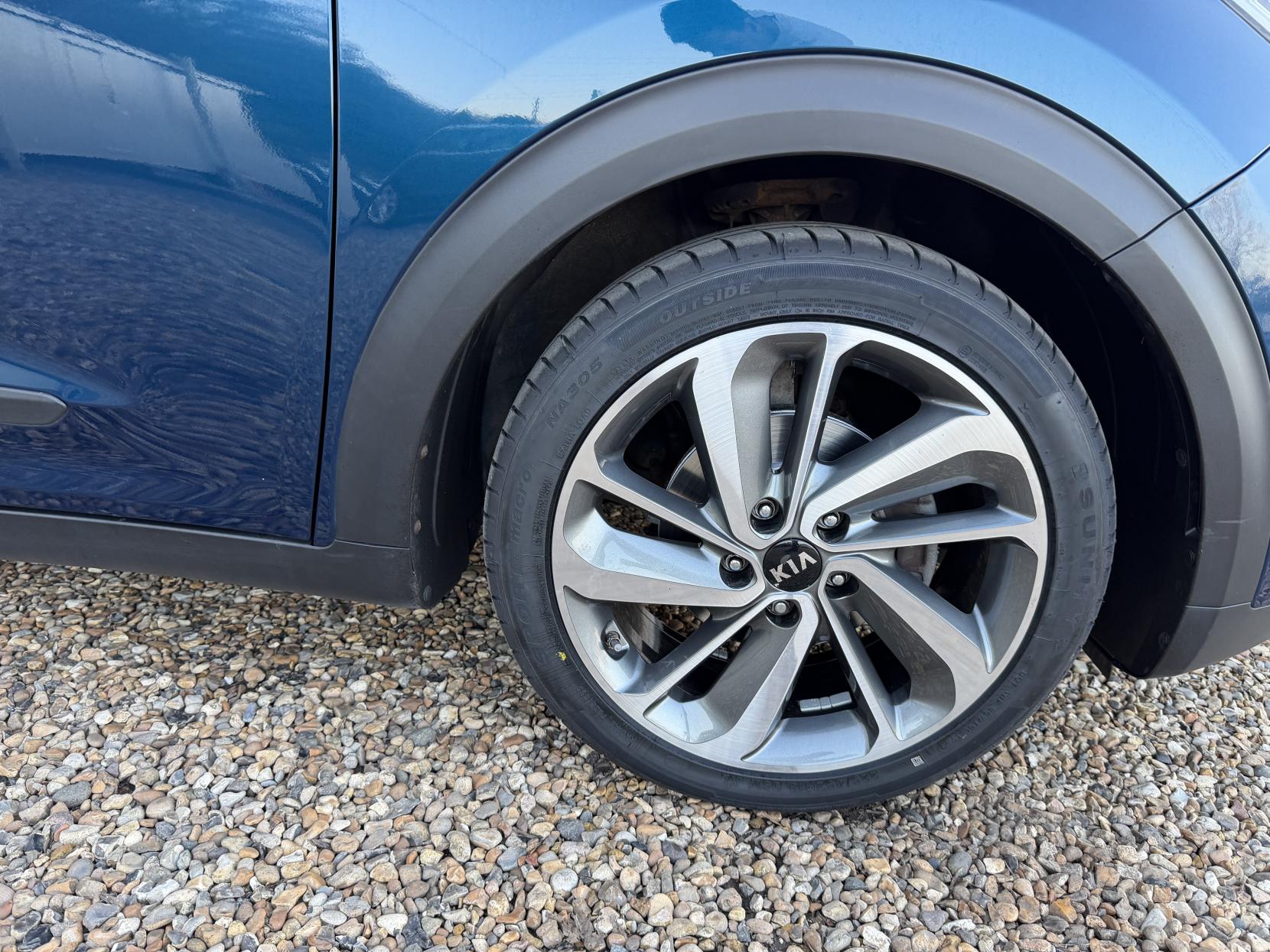 Kia Niro 1.6h GDi First Edition SUV 5dr Petrol Hybrid DCT Euro 6 (s/s) (139 bhp)