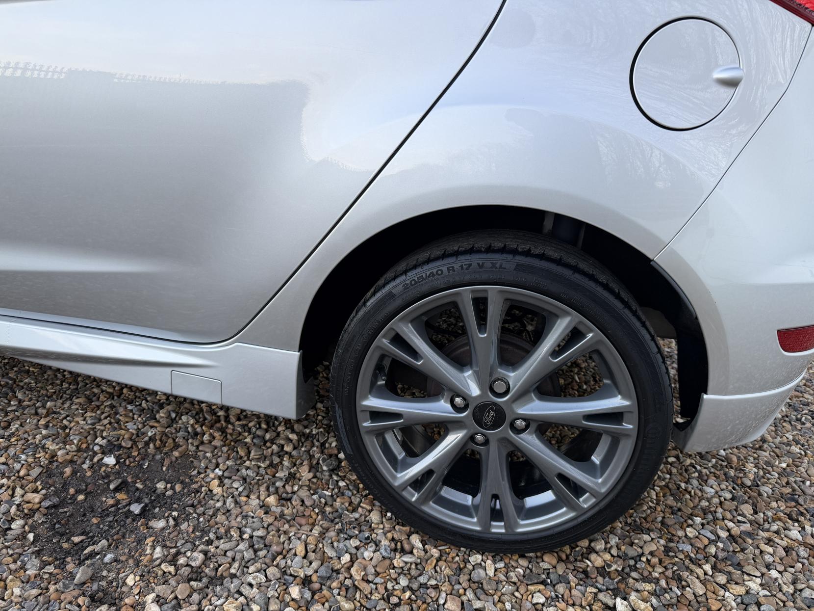 Ford Fiesta 1.0T EcoBoost ST-Line Hatchback 5dr Petrol Manual Euro 6 (s/s) (125 ps)