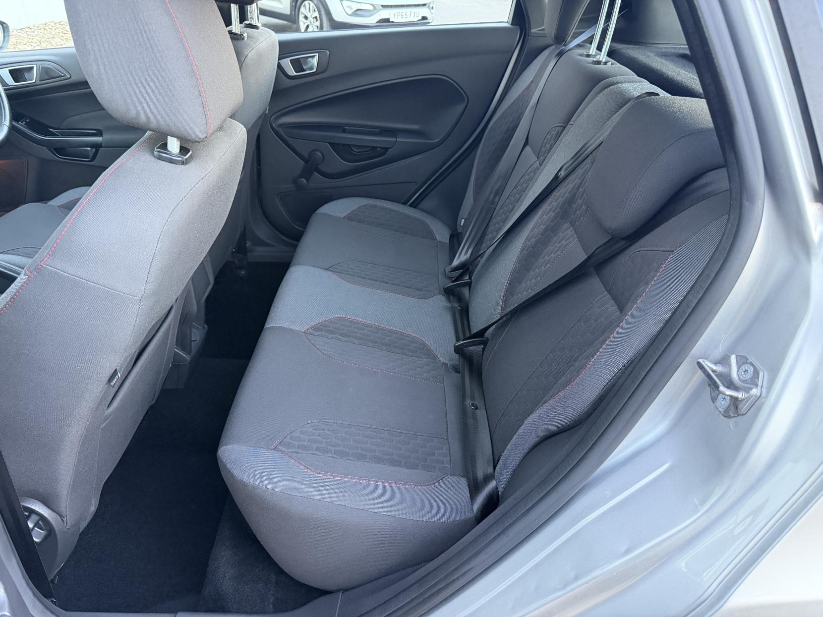 Ford Fiesta 1.0T EcoBoost ST-Line Hatchback 5dr Petrol Manual Euro 6 (s/s) (125 ps)