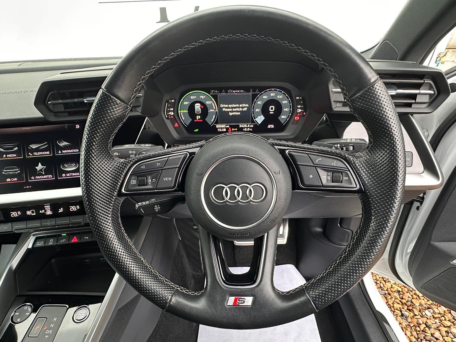 Audi A3 1.4 TFSIe 40 S line Sportback 5dr Petrol Plug-in Hybrid S Tronic Euro 6 (s/s) 13kWh (204 ps)