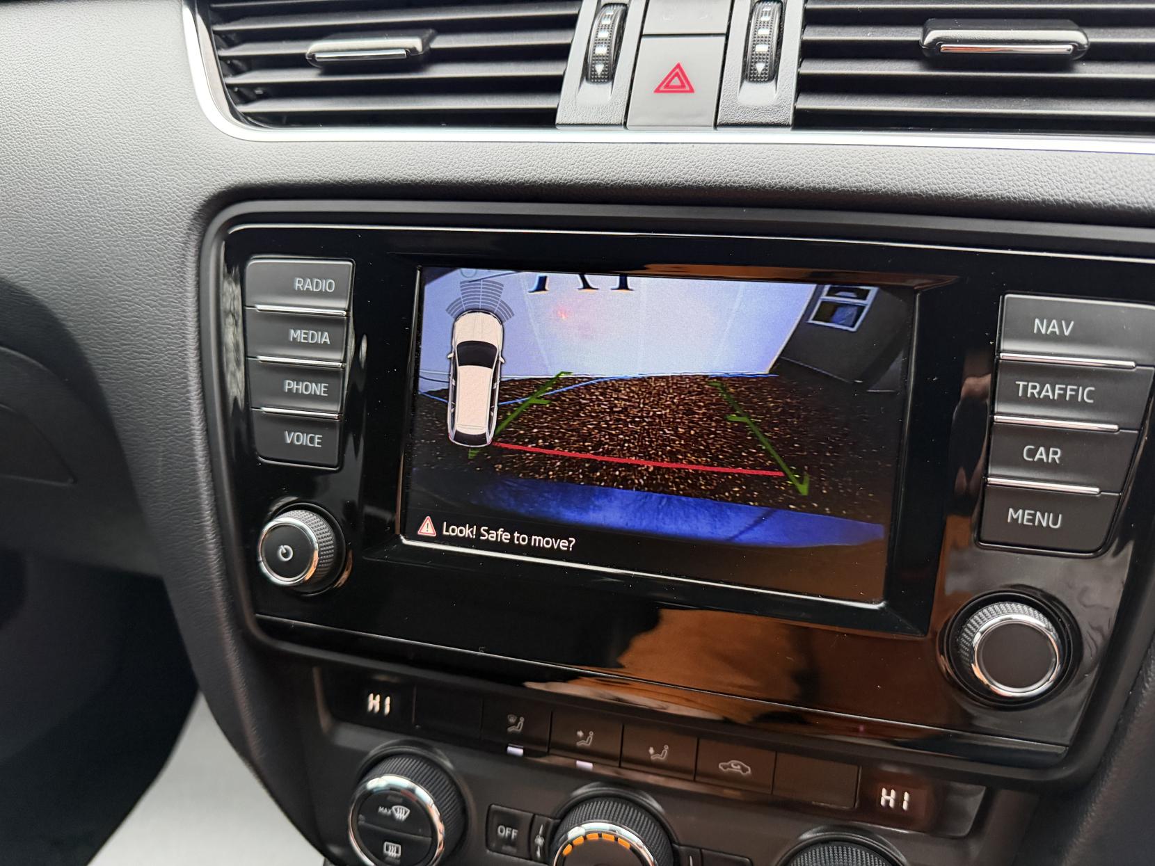 Skoda Octavia 2.0 TDI vRS Estate 5dr Diesel Manual Euro 6 (s/s) (SNav) (184 ps)