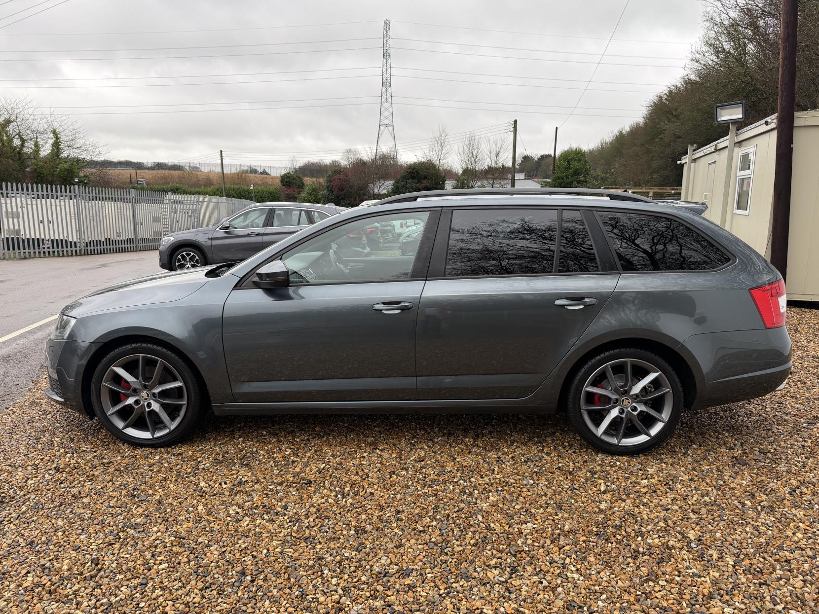 Skoda Octavia 2.0 TDI vRS Estate 5dr Diesel Manual Euro 6 (s/s) (SNav) (184 ps)