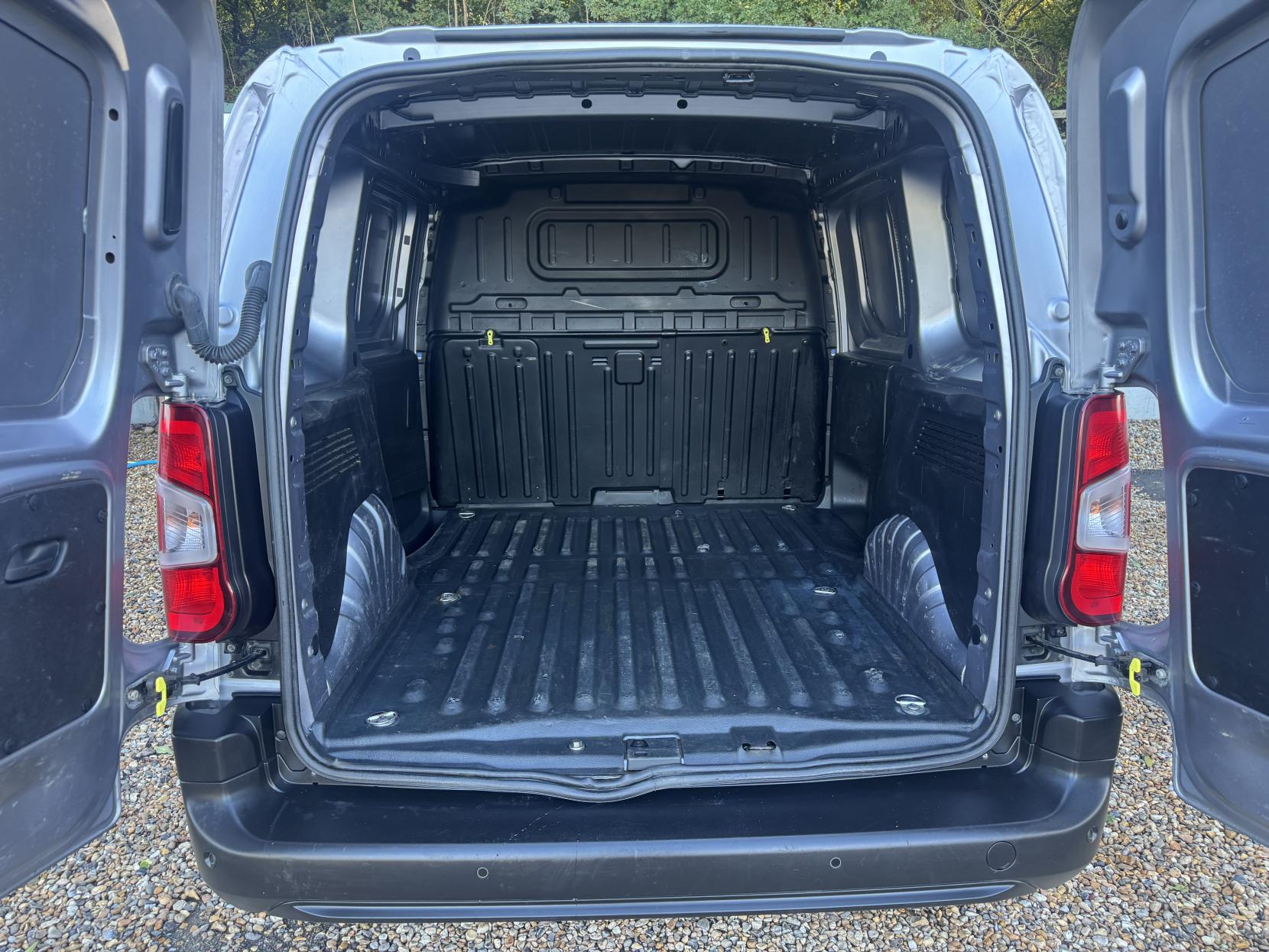 Citroen Berlingo 1.6 BlueHDi 1000 Enterprise M Panel Van 5dr Diesel Manual SWB Euro 6 (s/s) (100 ps)
