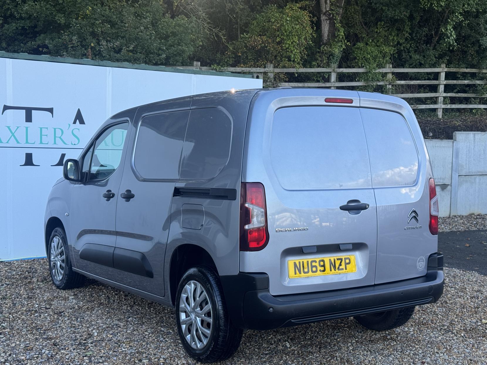 Citroen Berlingo 1.6 BlueHDi 1000 Enterprise M Panel Van 5dr Diesel Manual SWB Euro 6 (s/s) (100 ps)