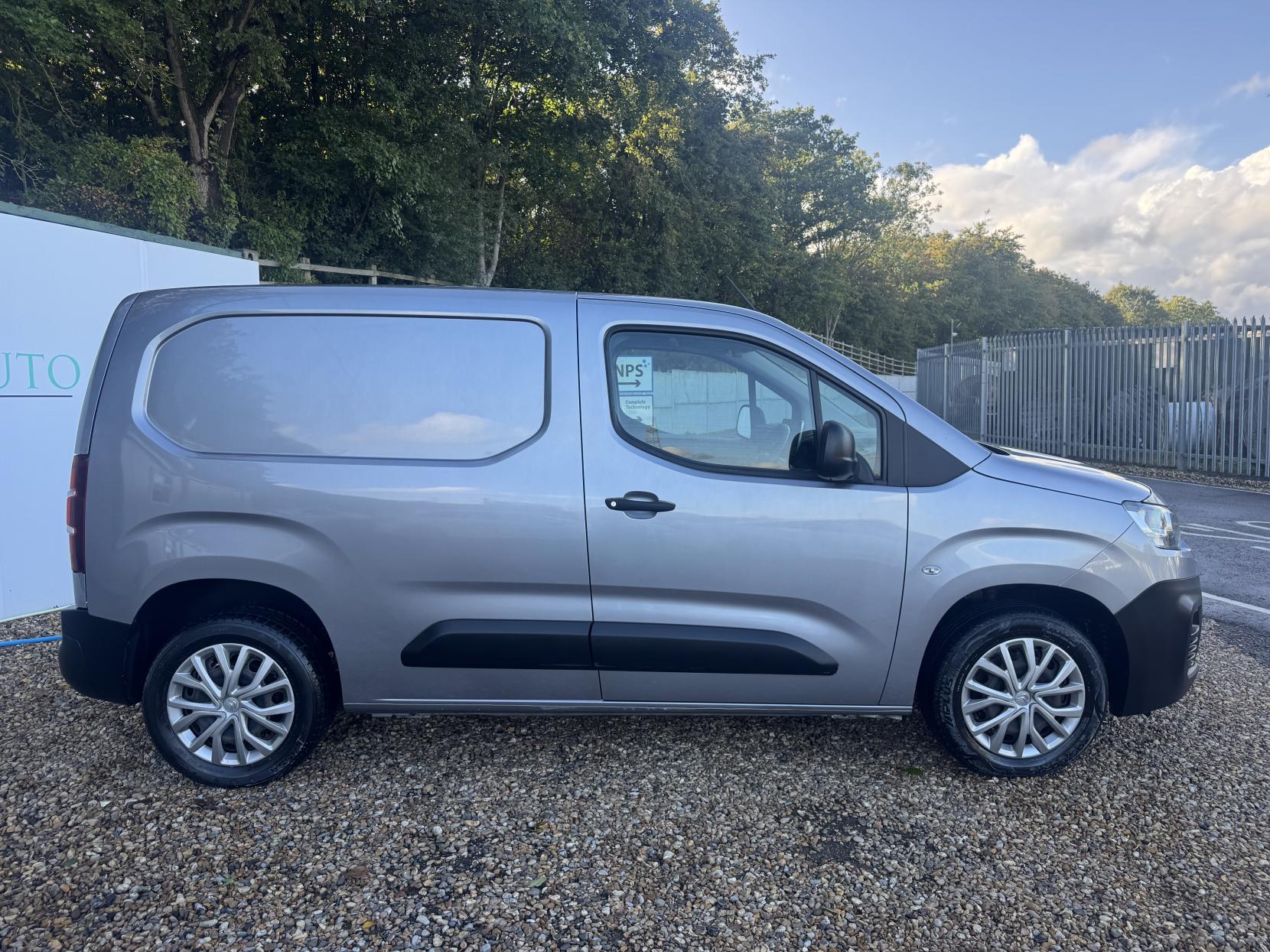 Citroen Berlingo 1.6 BlueHDi 1000 Enterprise M Panel Van 5dr Diesel Manual SWB Euro 6 (s/s) (100 ps)