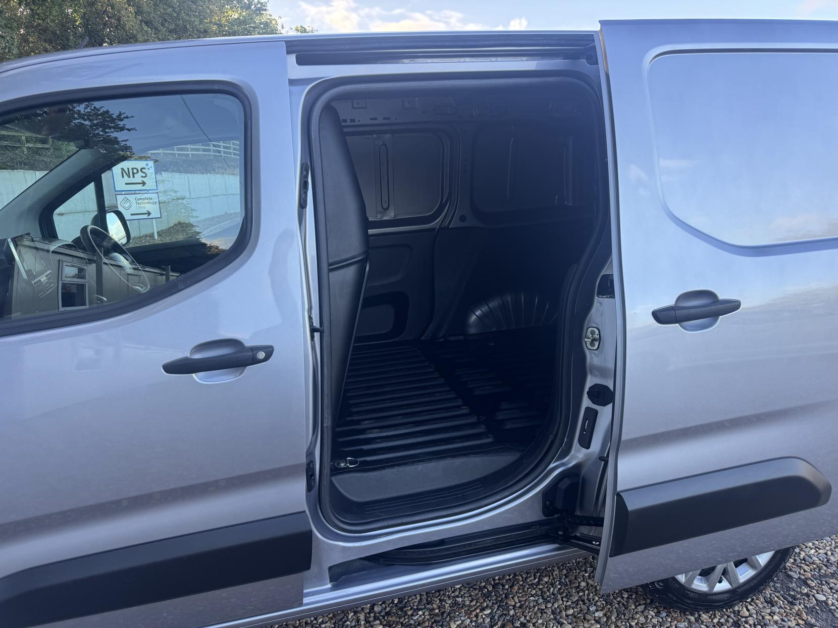Citroen Berlingo 1.6 BlueHDi 1000 Enterprise M Panel Van 5dr Diesel Manual SWB Euro 6 (s/s) (100 ps)