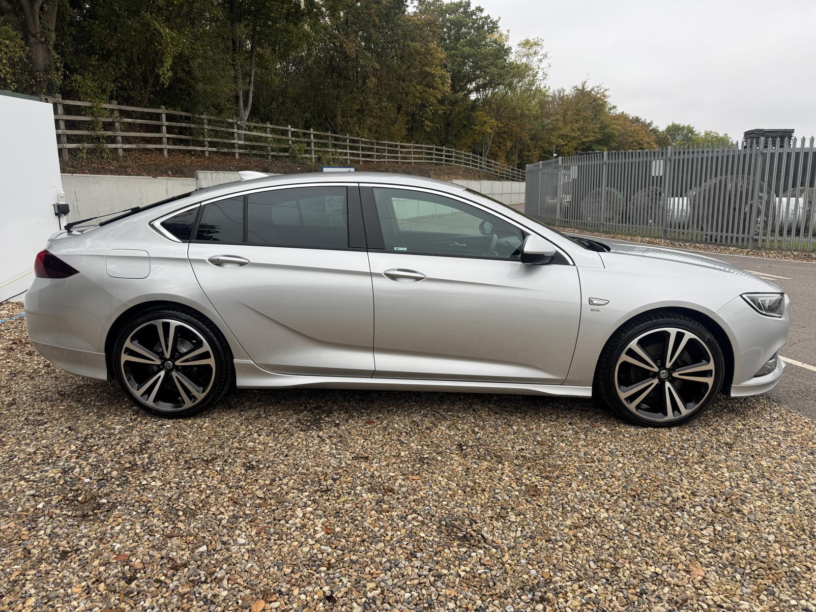 Vauxhall Insignia 2.0 Turbo D BlueInjection SRi VX Line Nav Grand Sport 5dr Diesel Manual Euro 6 (s/s) (170 ps)