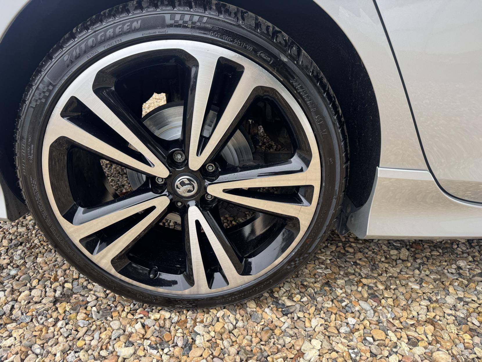 Vauxhall Insignia 2.0 Turbo D BlueInjection SRi VX Line Nav Grand Sport 5dr Diesel Manual Euro 6 (s/s) (170 ps)