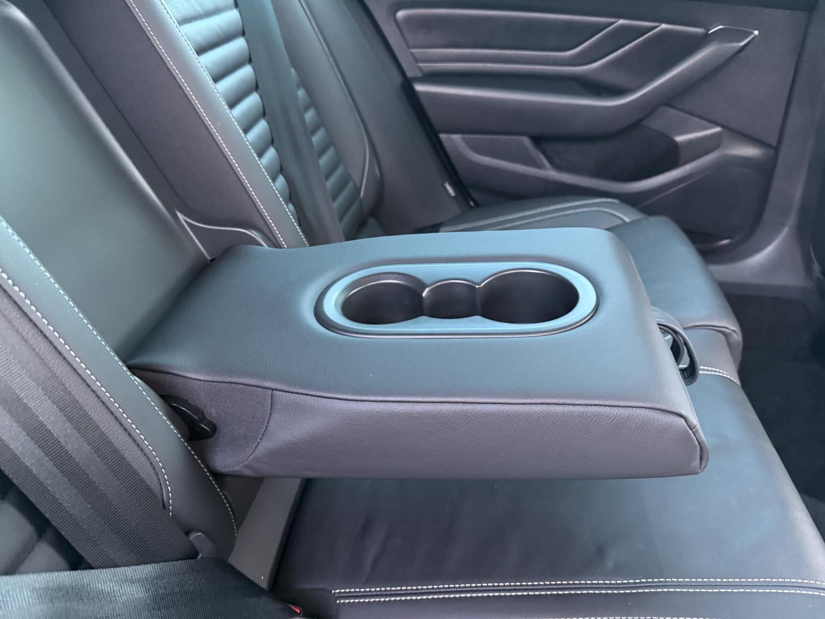 Volkswagen Passat 1.4 TSI 13kWh GTE Estate 5dr Petrol Plug-in Hybrid DSG Euro 6 (s/s) (218 ps)