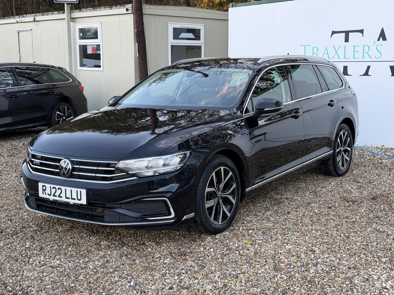 Volkswagen Passat 1.4 TSI 13kWh GTE Estate 5dr Petrol Plug-in Hybrid DSG Euro 6 (s/s) (218 ps)