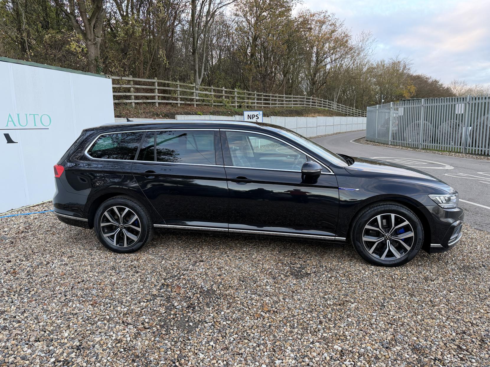 Volkswagen Passat 1.4 TSI 13kWh GTE Estate 5dr Petrol Plug-in Hybrid DSG Euro 6 (s/s) (218 ps)