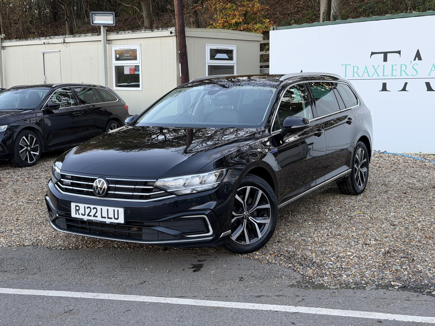 Volkswagen Passat 1.4 TSI 13kWh GTE Estate 5dr Petrol Plug-in Hybrid DSG Euro 6 (s/s) (218 ps)