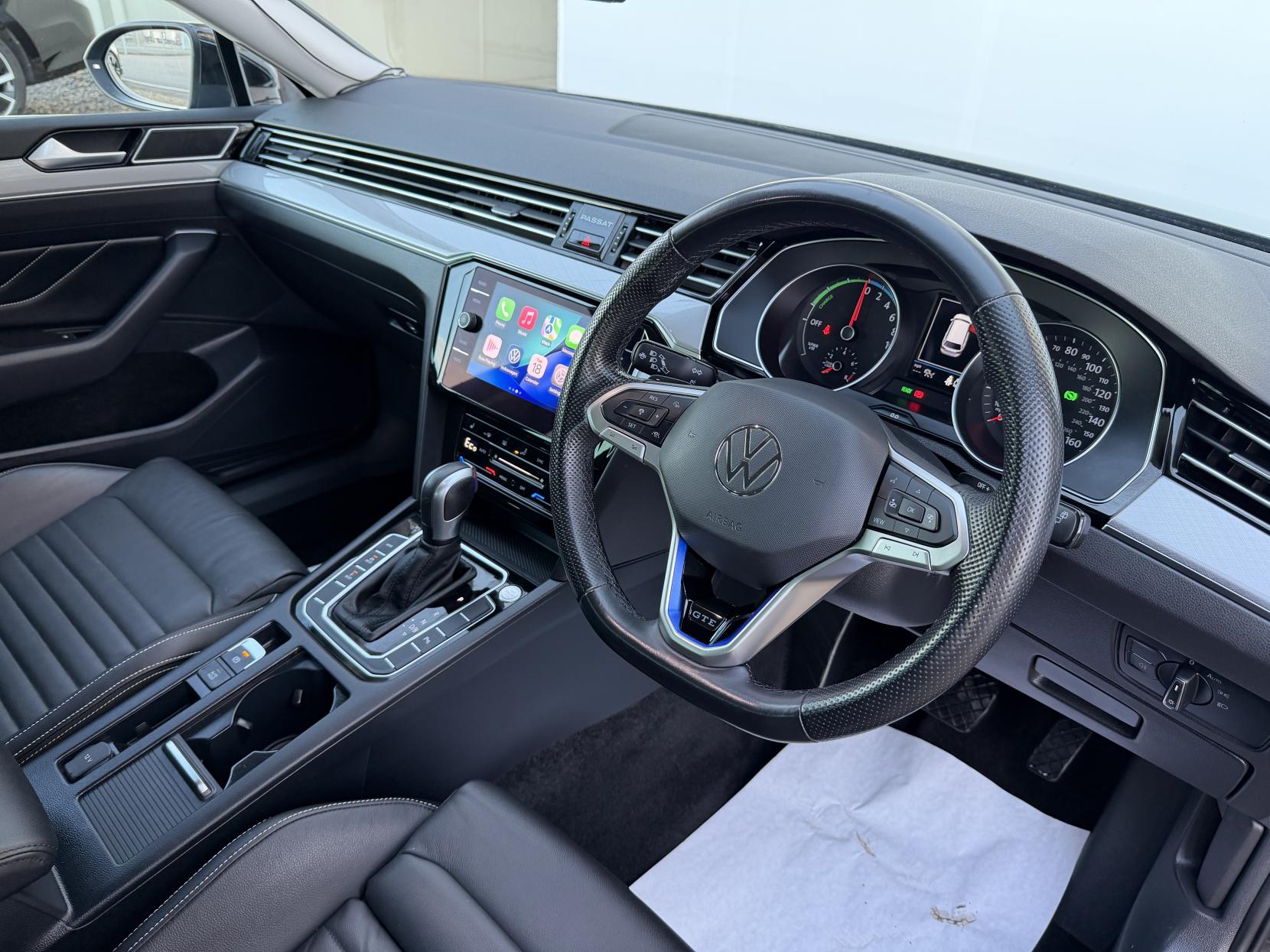 Volkswagen Passat 1.4 TSI 13kWh GTE Estate 5dr Petrol Plug-in Hybrid DSG Euro 6 (s/s) (218 ps)