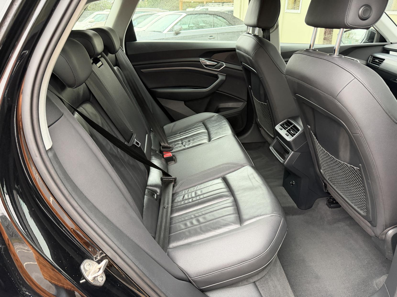 Audi e-tron 50 Technik SUV 5dr Electric Auto quattro 71.2kWh (313 ps)