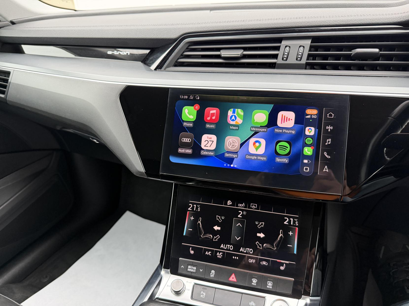 Audi e-tron 50 Technik SUV 5dr Electric Auto quattro 71.2kWh (313 ps)