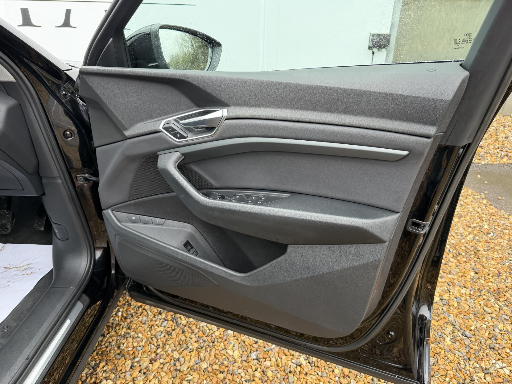 Audi e-tron 50 Technik SUV 5dr Electric Auto quattro 71.2kWh (313 ps)