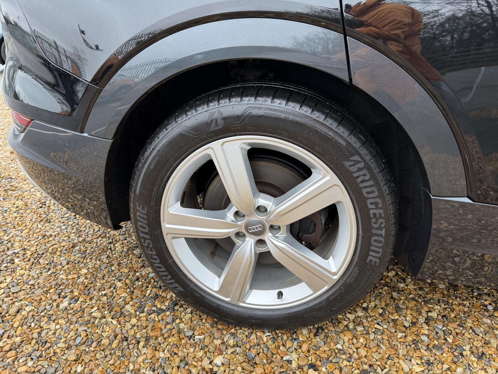 Audi e-tron 50 Technik SUV 5dr Electric Auto quattro 71.2kWh (313 ps)