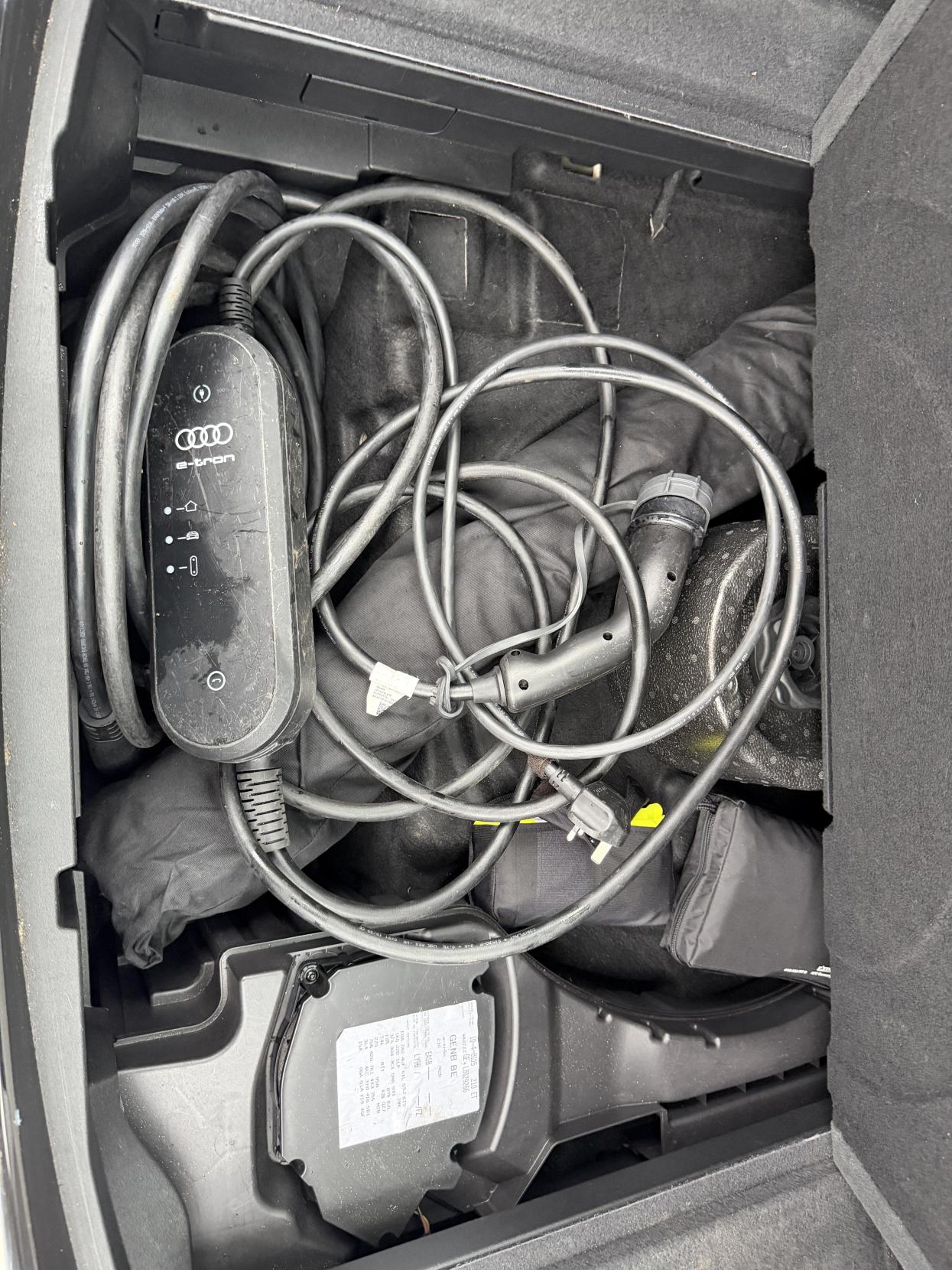 Audi e-tron 50 Technik SUV 5dr Electric Auto quattro 71.2kWh (313 ps)