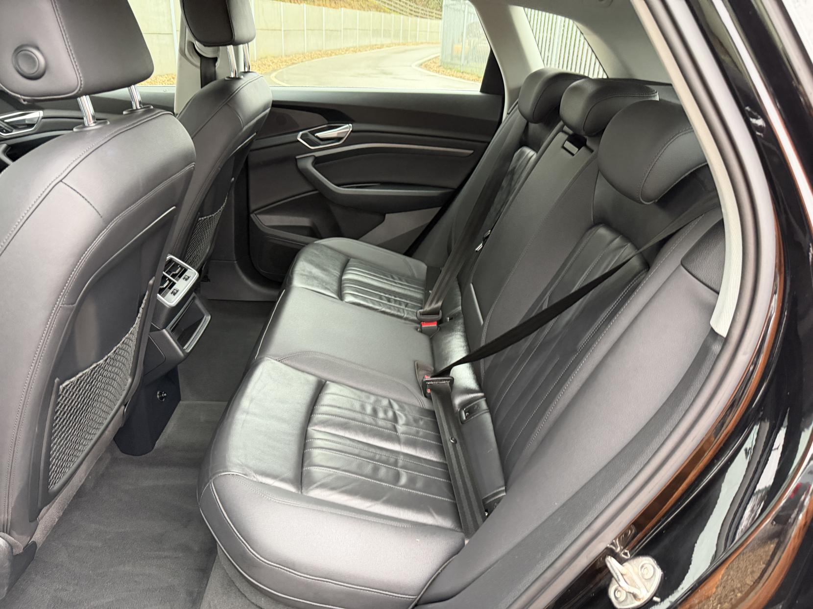 Audi e-tron 50 Technik SUV 5dr Electric Auto quattro 71.2kWh (313 ps)