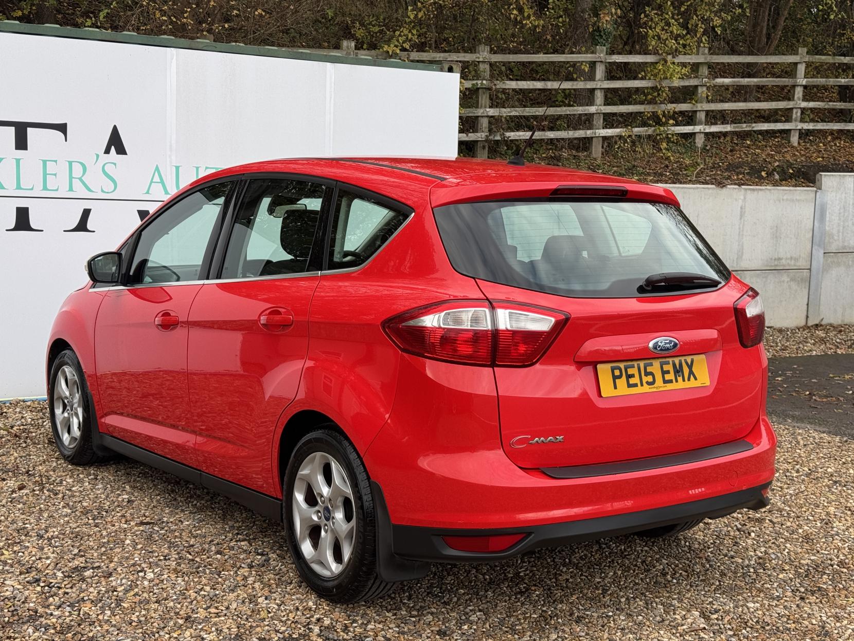 Ford C-Max 1.6 Zetec MPV 5dr Petrol Manual Euro 5 (105 ps)