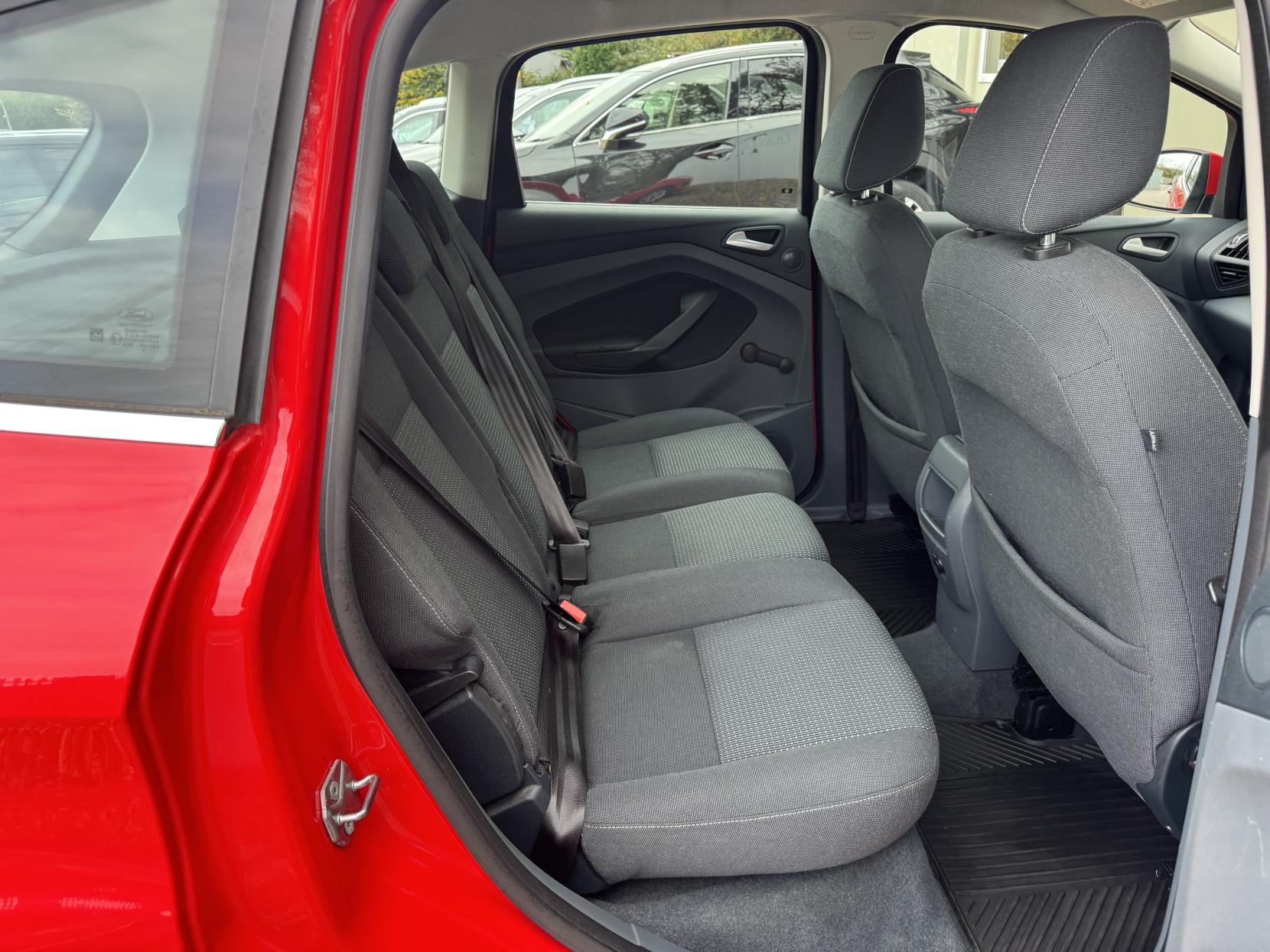 Ford C-Max 1.6 Zetec MPV 5dr Petrol Manual Euro 5 (105 ps)