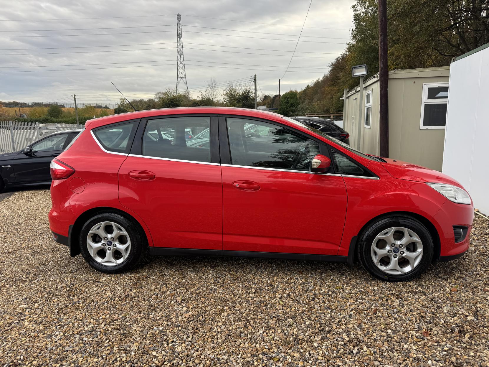 Ford C-Max 1.6 Zetec MPV 5dr Petrol Manual Euro 5 (105 ps)