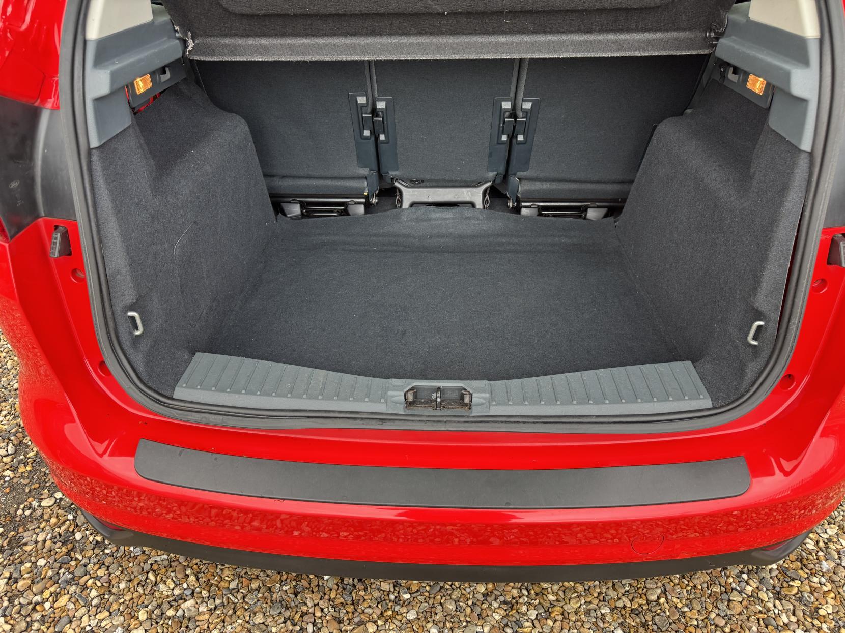 Ford C-Max 1.6 Zetec MPV 5dr Petrol Manual Euro 5 (105 ps)