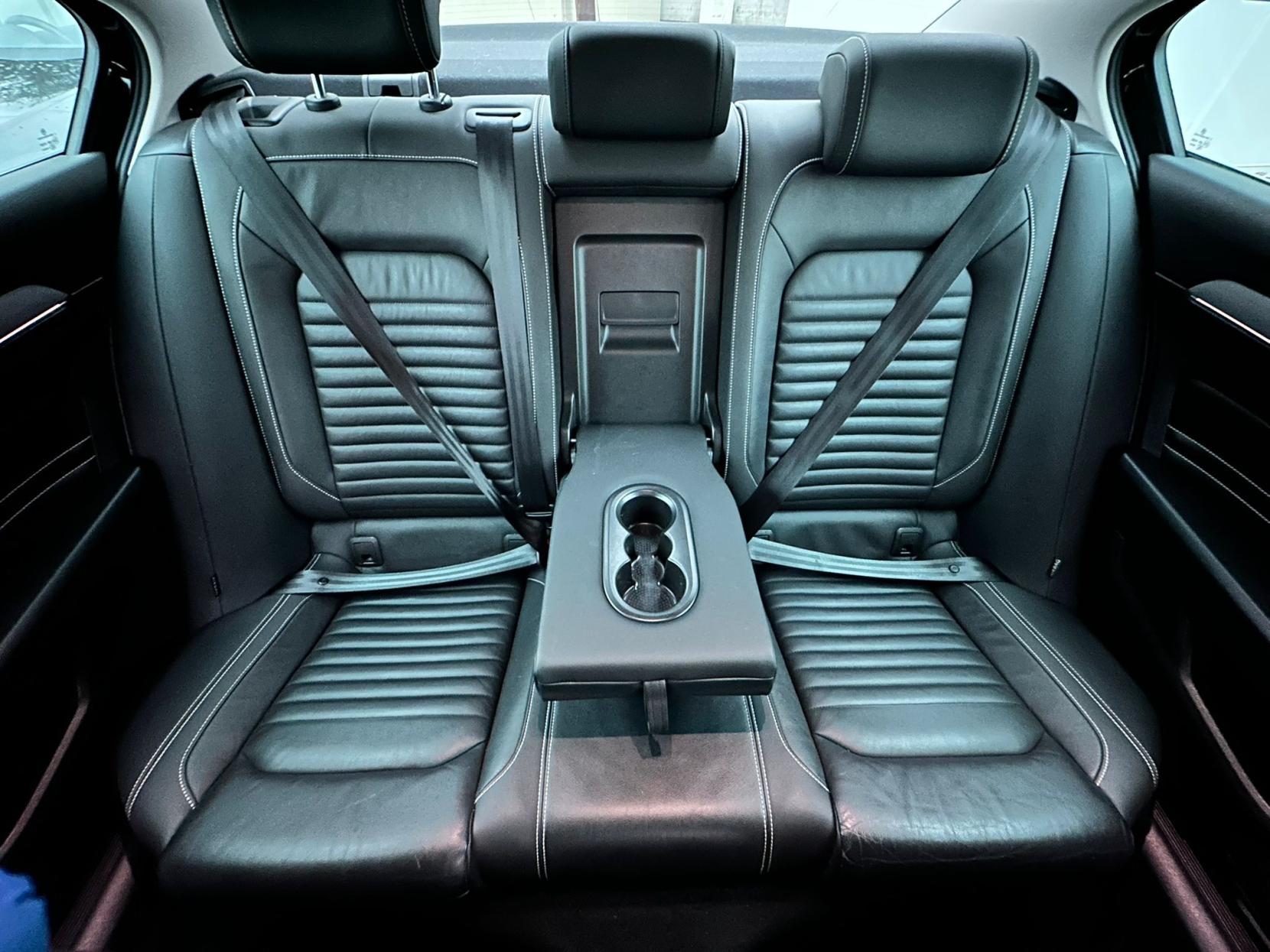 Volkswagen Passat 1.4 TSI 13kWh GTE Saloon 4dr Petrol Plug-in Hybrid DSG Euro 6 (s/s) (218 ps)