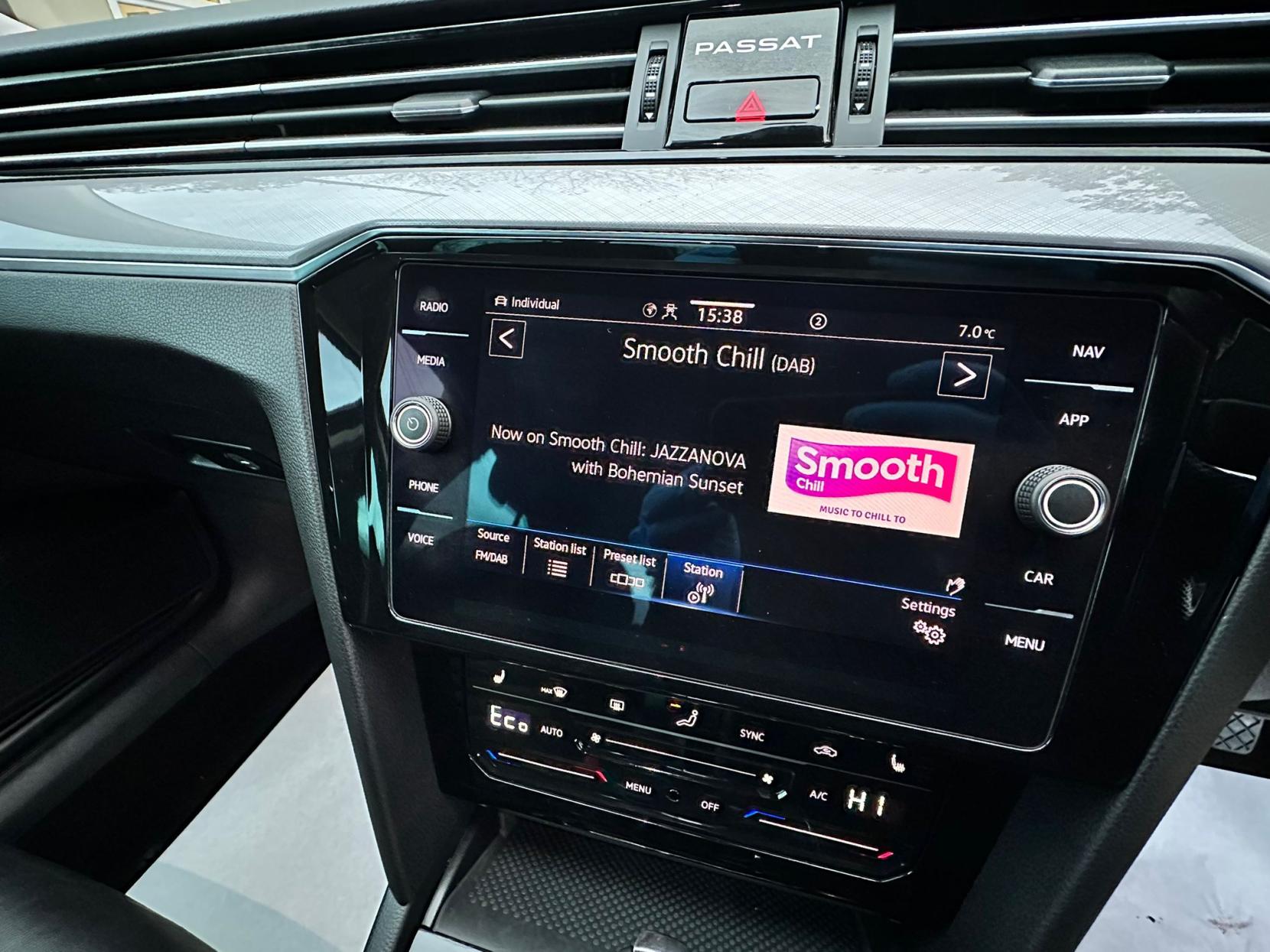 Volkswagen Passat 1.4 TSI 13kWh GTE Saloon 4dr Petrol Plug-in Hybrid DSG Euro 6 (s/s) (218 ps)