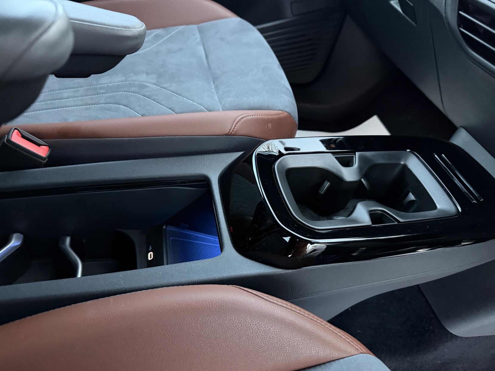 Volkswagen ID.4 Pro Performance 77kWh 1ST Edition SUV 5dr Electric Auto (204 ps)