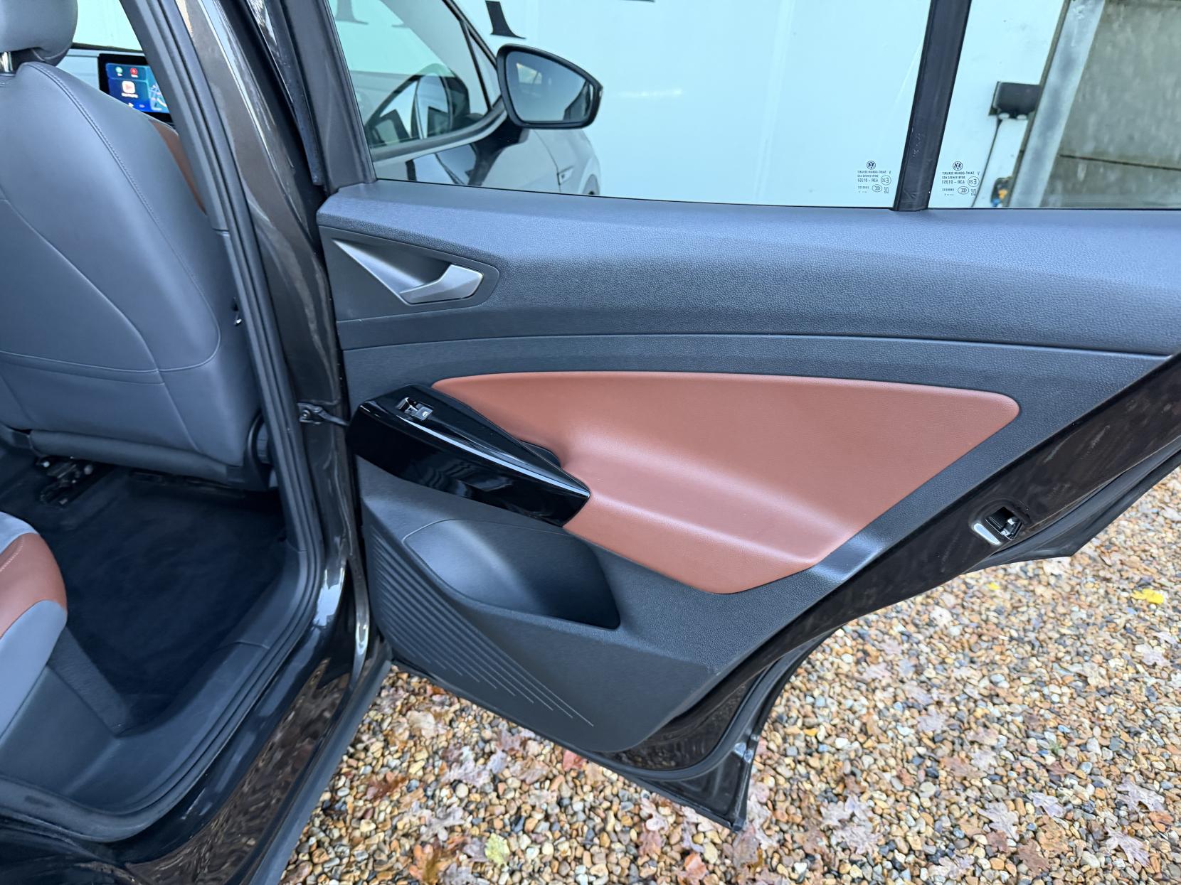 Volkswagen ID.4 Pro Performance 77kWh 1ST Edition SUV 5dr Electric Auto (204 ps)