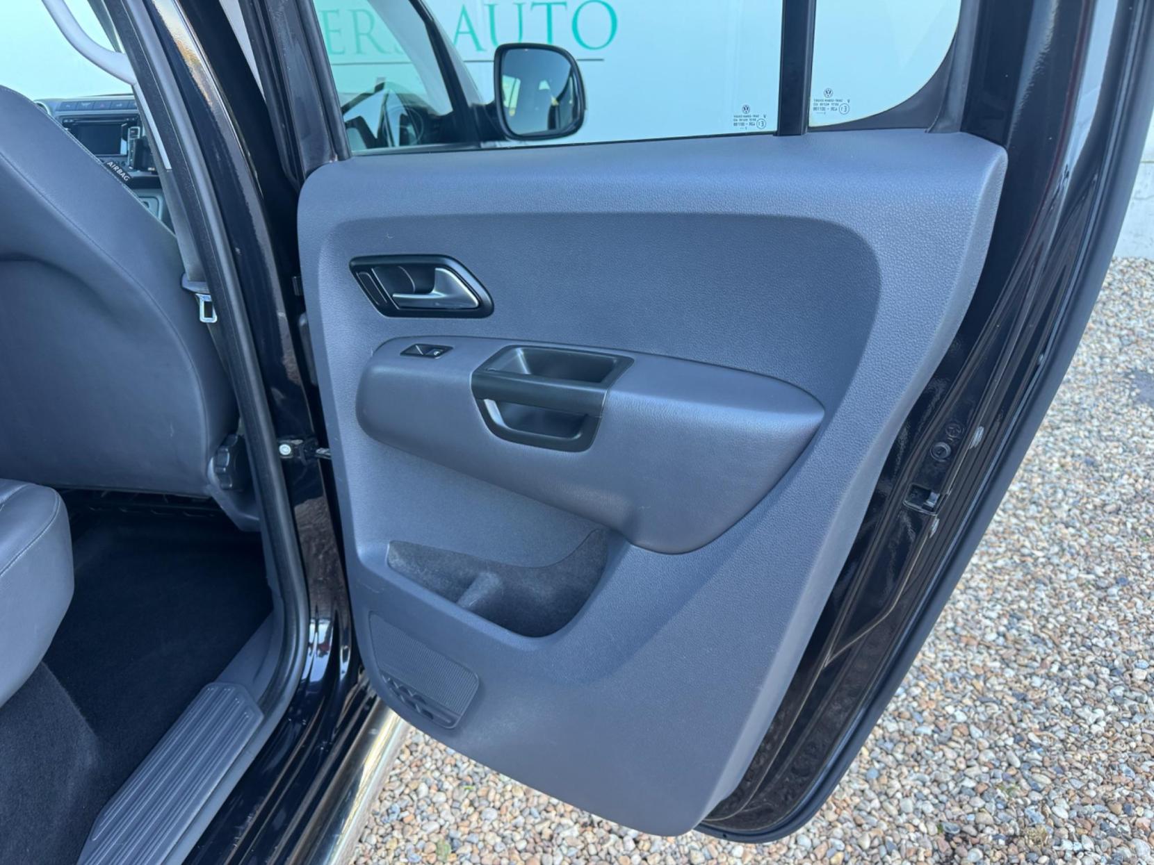 Volkswagen Amarok 2.0 BiTDI BlueMotion Tech Highline Auto 4Motion Euro 5 (s/s) 4dr
