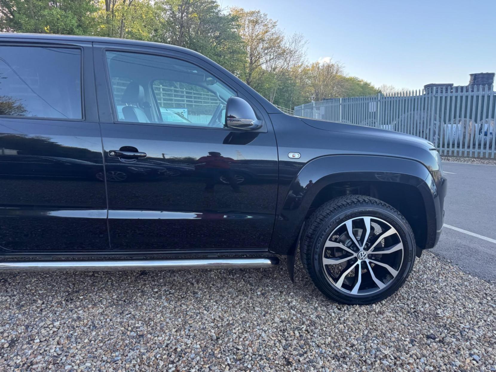 Volkswagen Amarok 2.0 BiTDI BlueMotion Tech Highline Auto 4Motion Euro 5 (s/s) 4dr