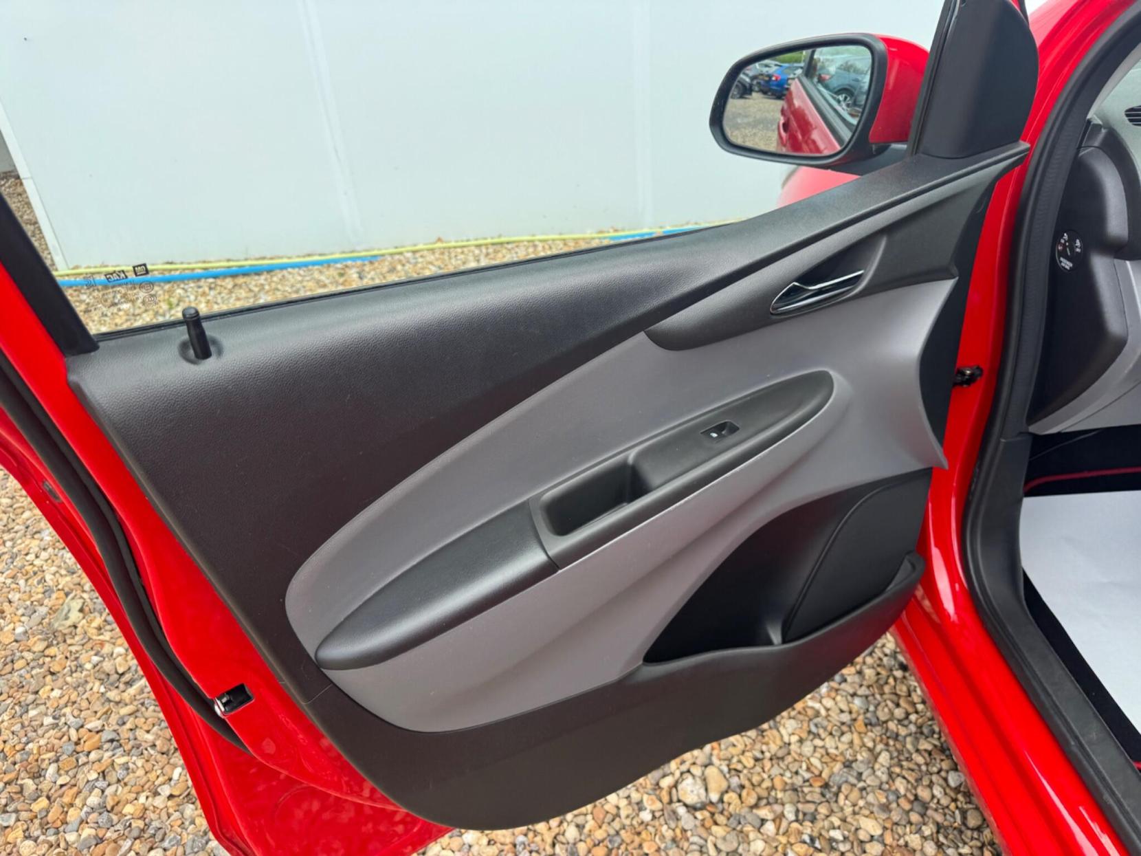 Vauxhall Viva 1.0i SL Euro 6 5dr