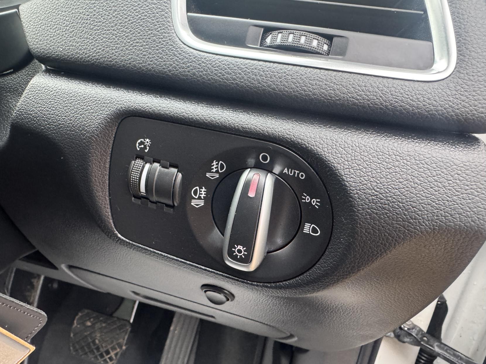 Audi Q3 1.4 TFSI S line SUV 5dr Petrol S Tronic Euro 6 (s/s) (150 ps)