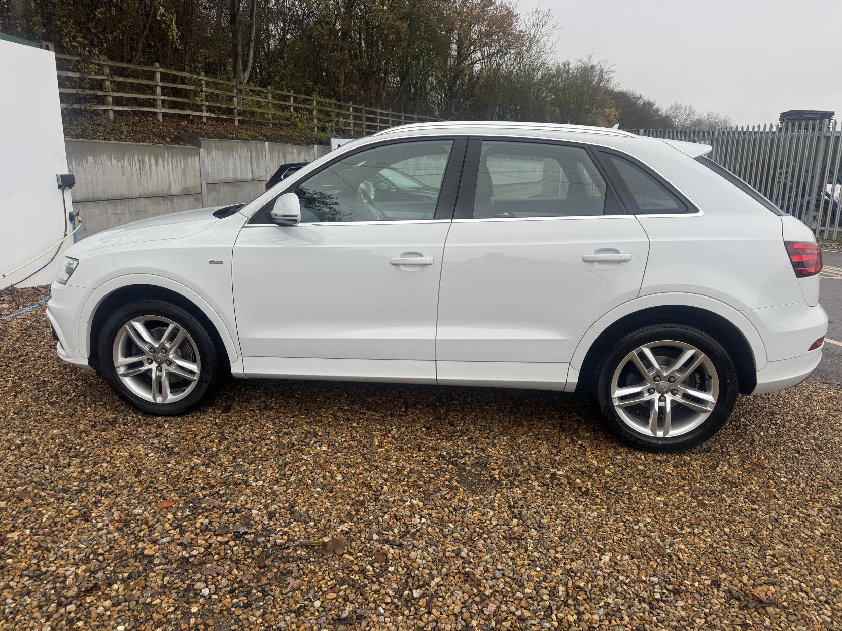 Audi Q3 1.4 TFSI S line SUV 5dr Petrol S Tronic Euro 6 (s/s) (150 ps)