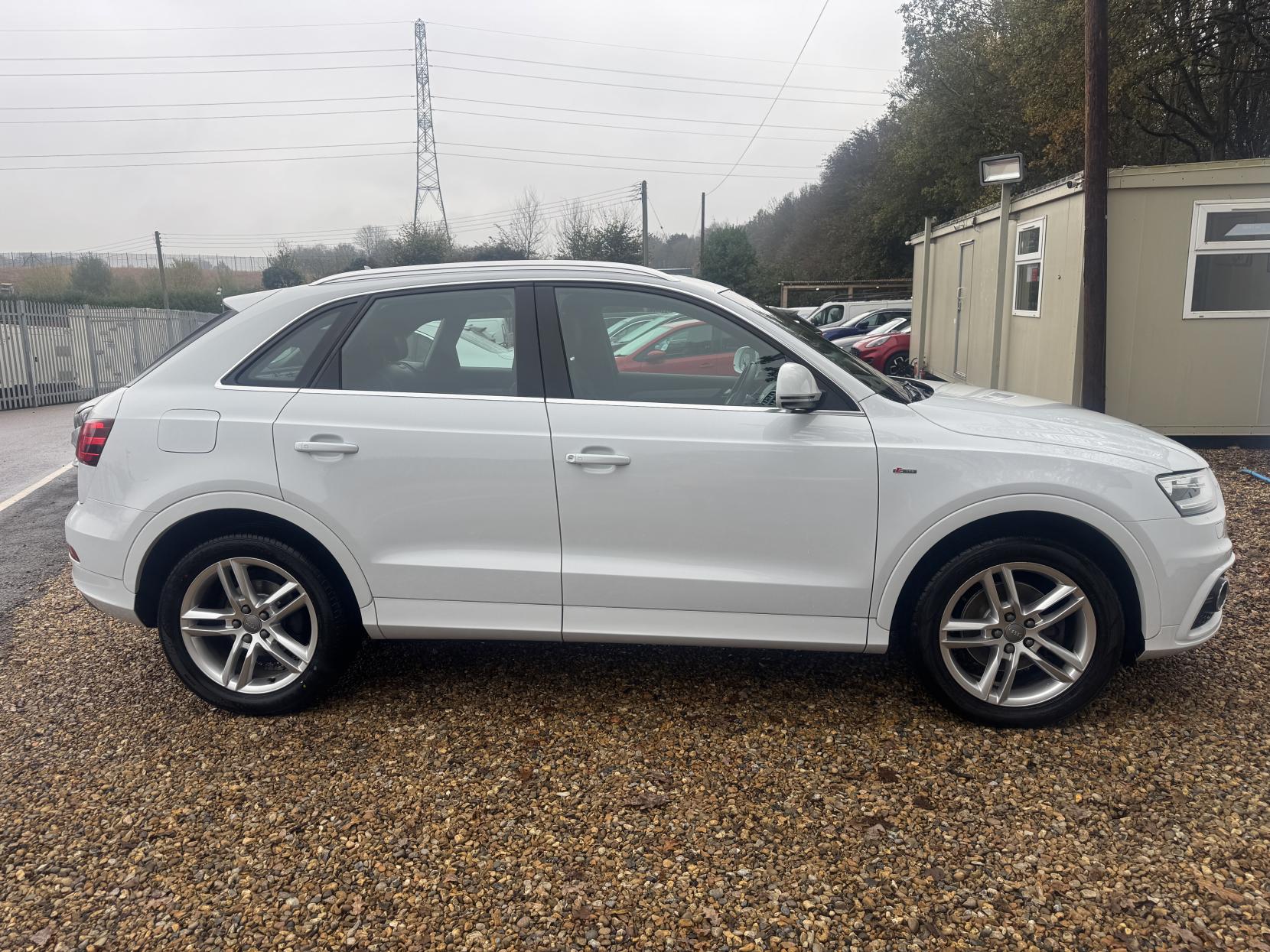 Audi Q3 1.4 TFSI S line SUV 5dr Petrol S Tronic Euro 6 (s/s) (150 ps)