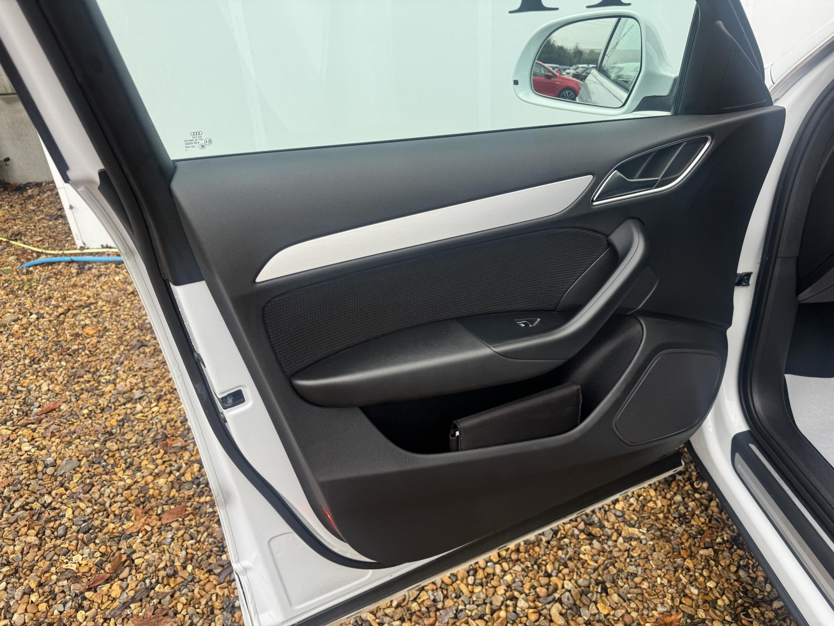 Audi Q3 1.4 TFSI S line SUV 5dr Petrol S Tronic Euro 6 (s/s) (150 ps)