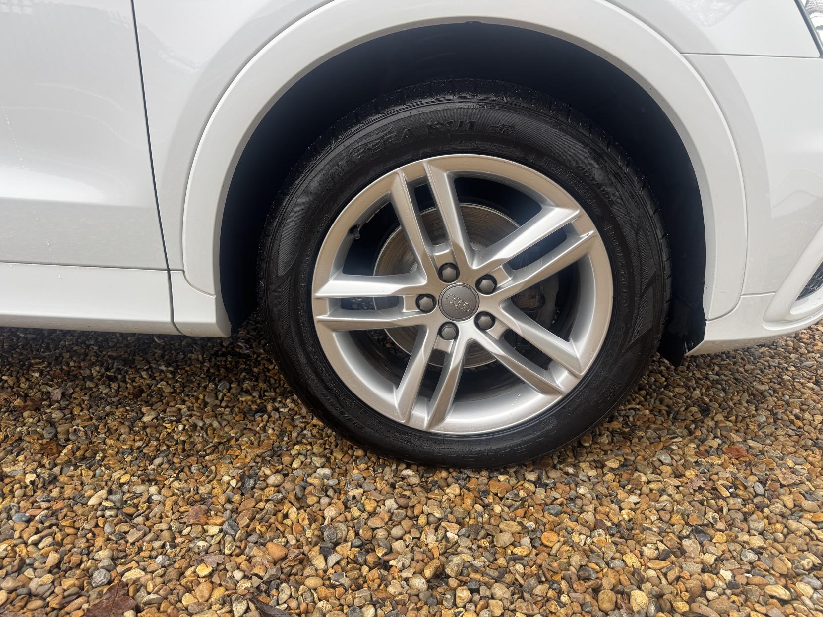 Audi Q3 1.4 TFSI S line SUV 5dr Petrol S Tronic Euro 6 (s/s) (150 ps)